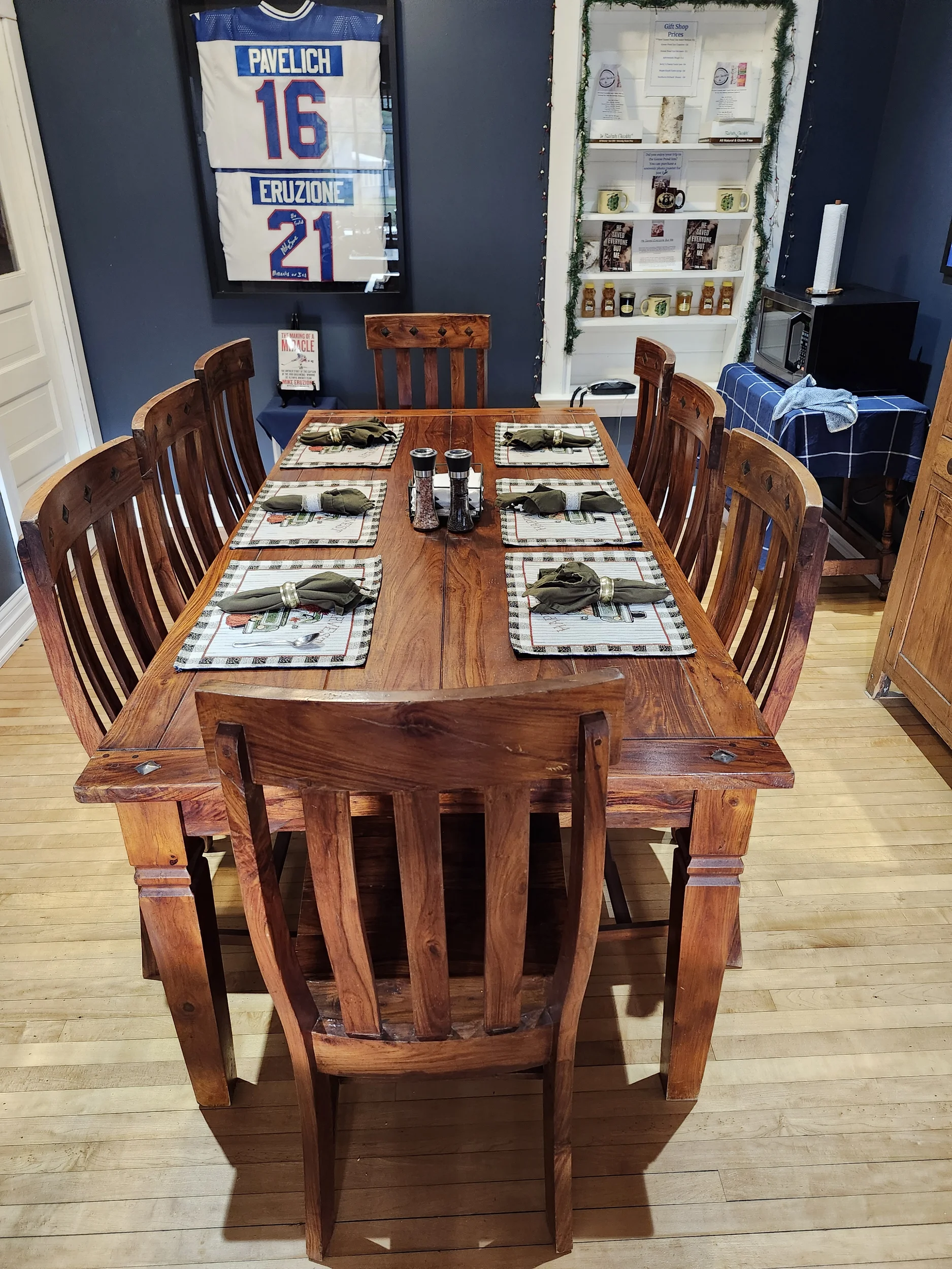 Dining room table